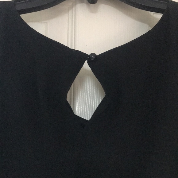 Lily Rose Women’s Black Cold Shoulder Dress! - Picture 4 of 5